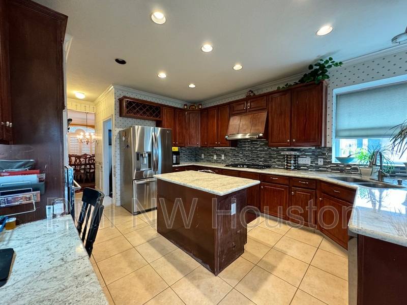 Apartment for rent at 9303 Bent Spur Lane, Houston, TX 77064