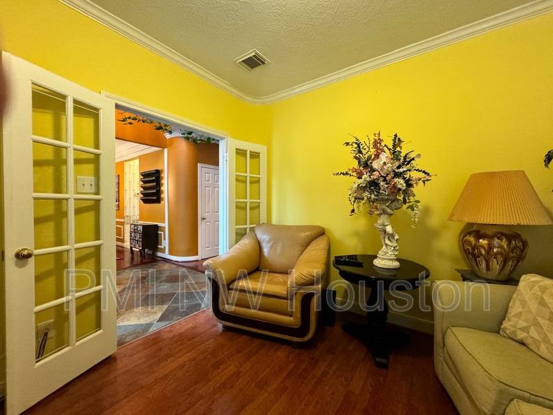Apartment for rent at 9303 Bent Spur Lane, Houston, TX 77064