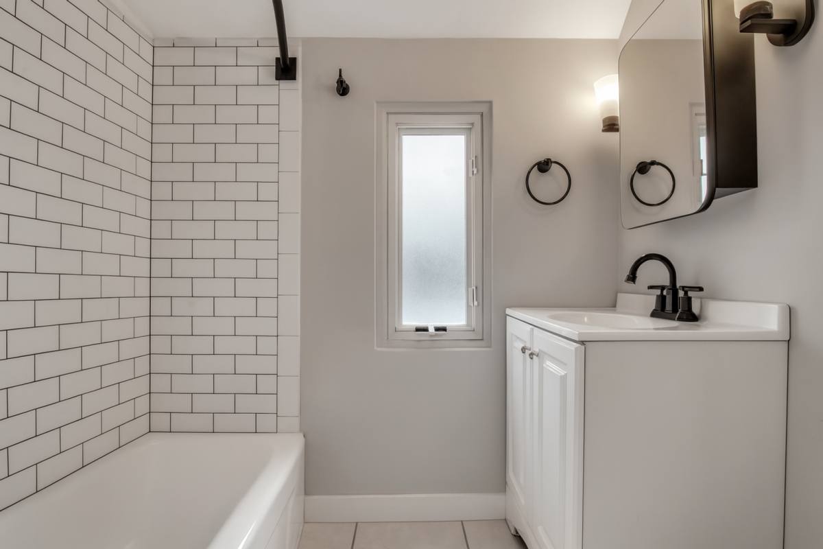 Townhouse for rent at 4035-4055 & 4075-4123 Harlem Rd, Buffalo, NY 14226
