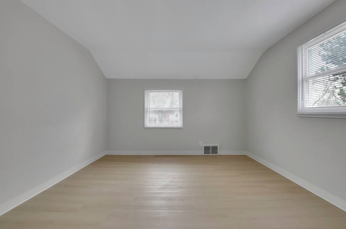Townhouse for rent at 4035-4055 & 4075-4123 Harlem Rd, Buffalo, NY 14226