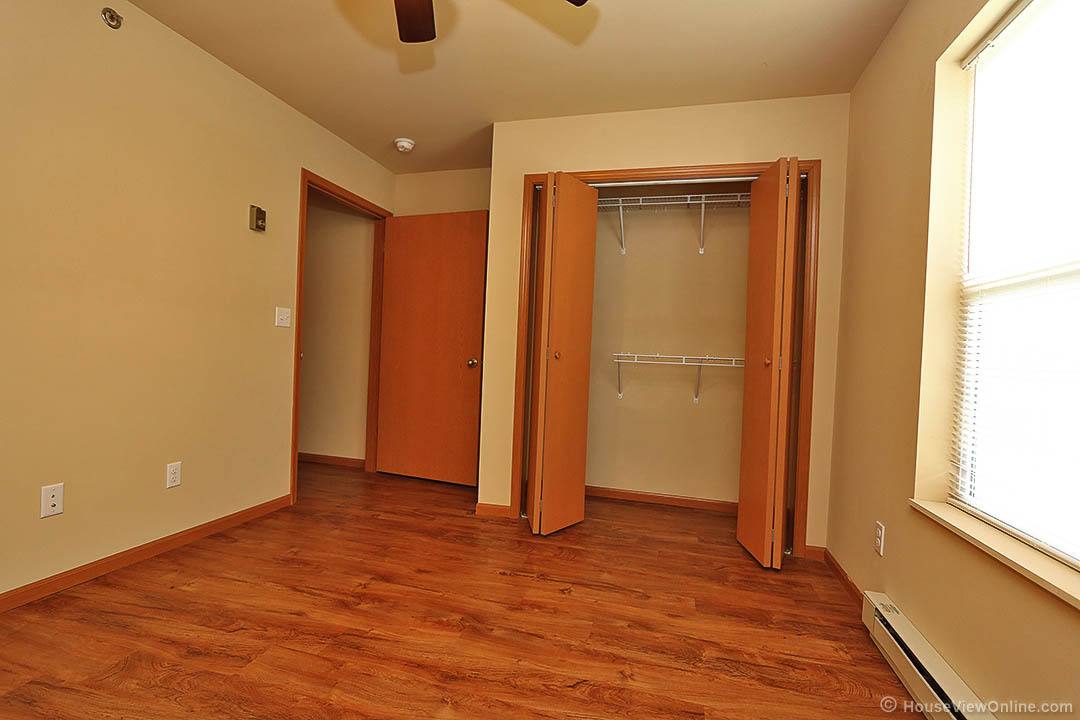 Apartment for rent at 547 Olive, Cape Girardeau, MO 63701