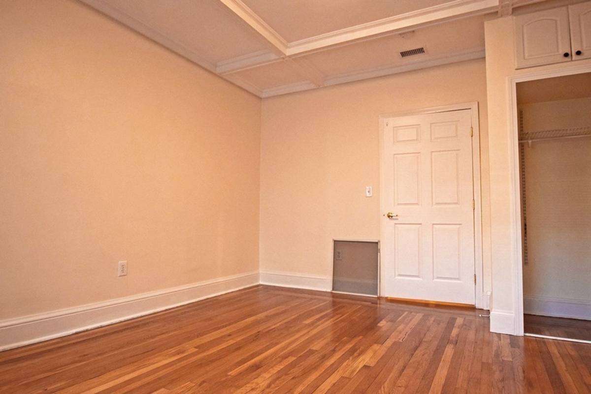 Apartment for rent at 61 Thatcher St #32, Brookline, MA 02446