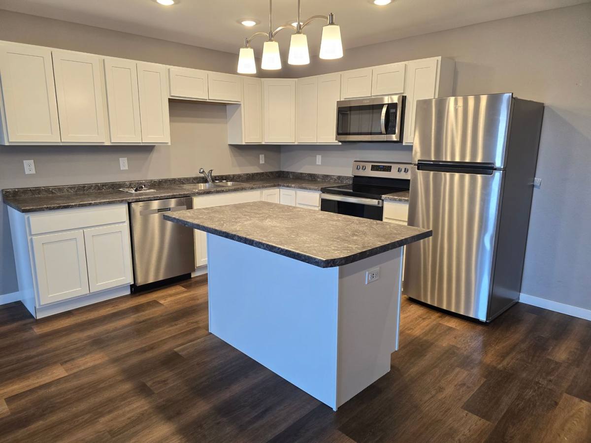 Apartment for rent at 1021 30th St NW, Willmar, MN 56201