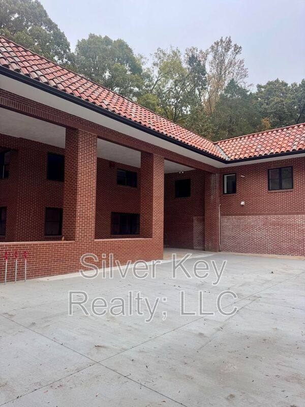 Apartment for rent at 2113 Old Madison Ave #C, Athens, TN 37303