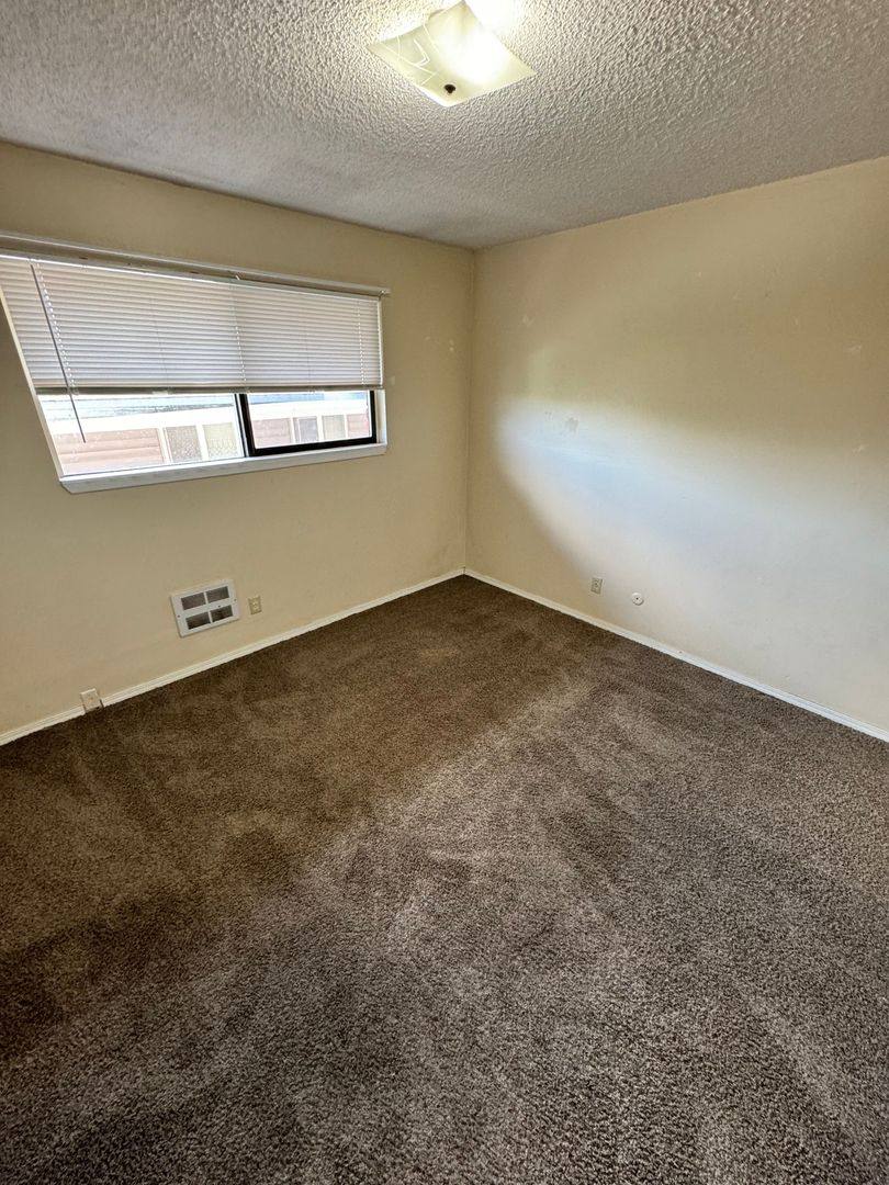 Apartment for rent at 2106 W 1st Ave, Spokane, WA 99201