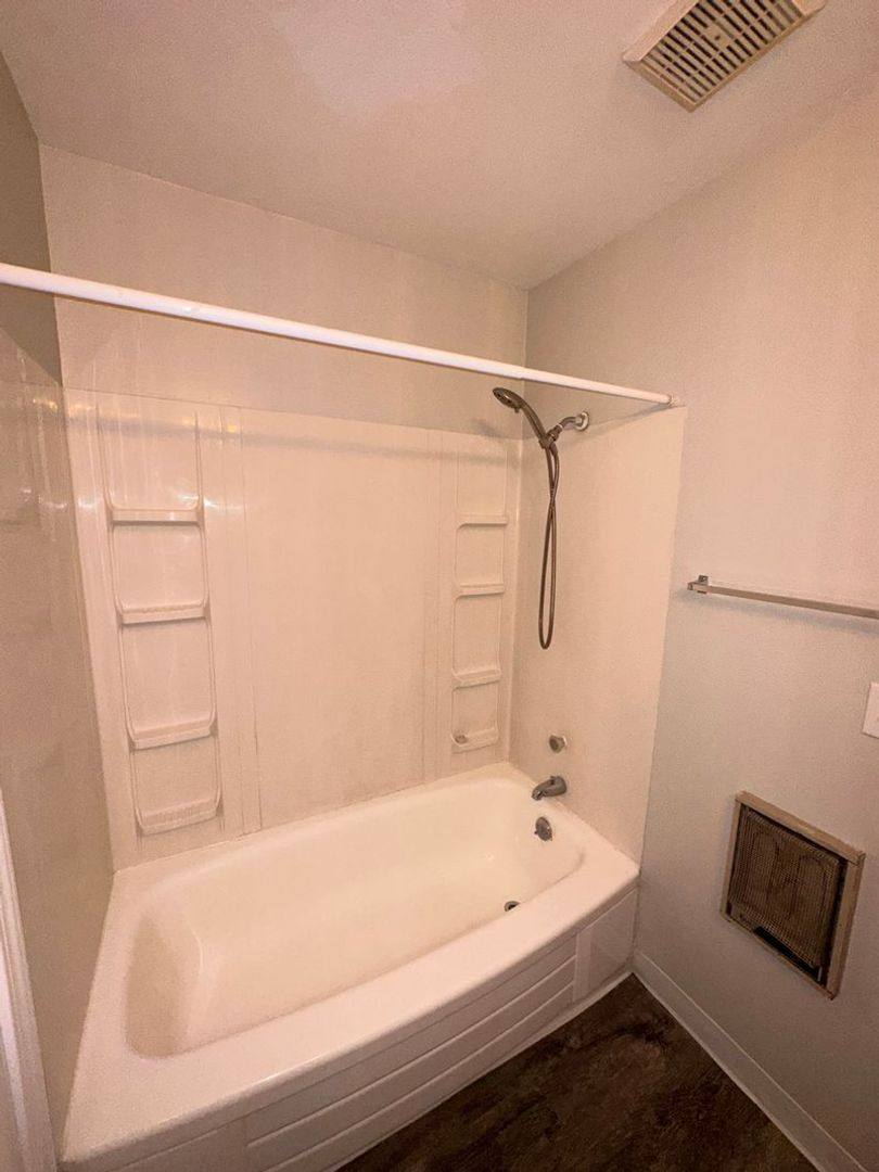 Apartment for rent at 2106 W 1st Ave, Spokane, WA 99201