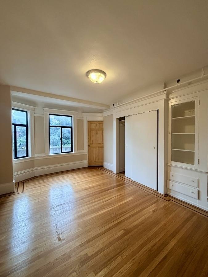 Apartment for rent at 1441 Larkin St #2, San Francisco, CA 94118