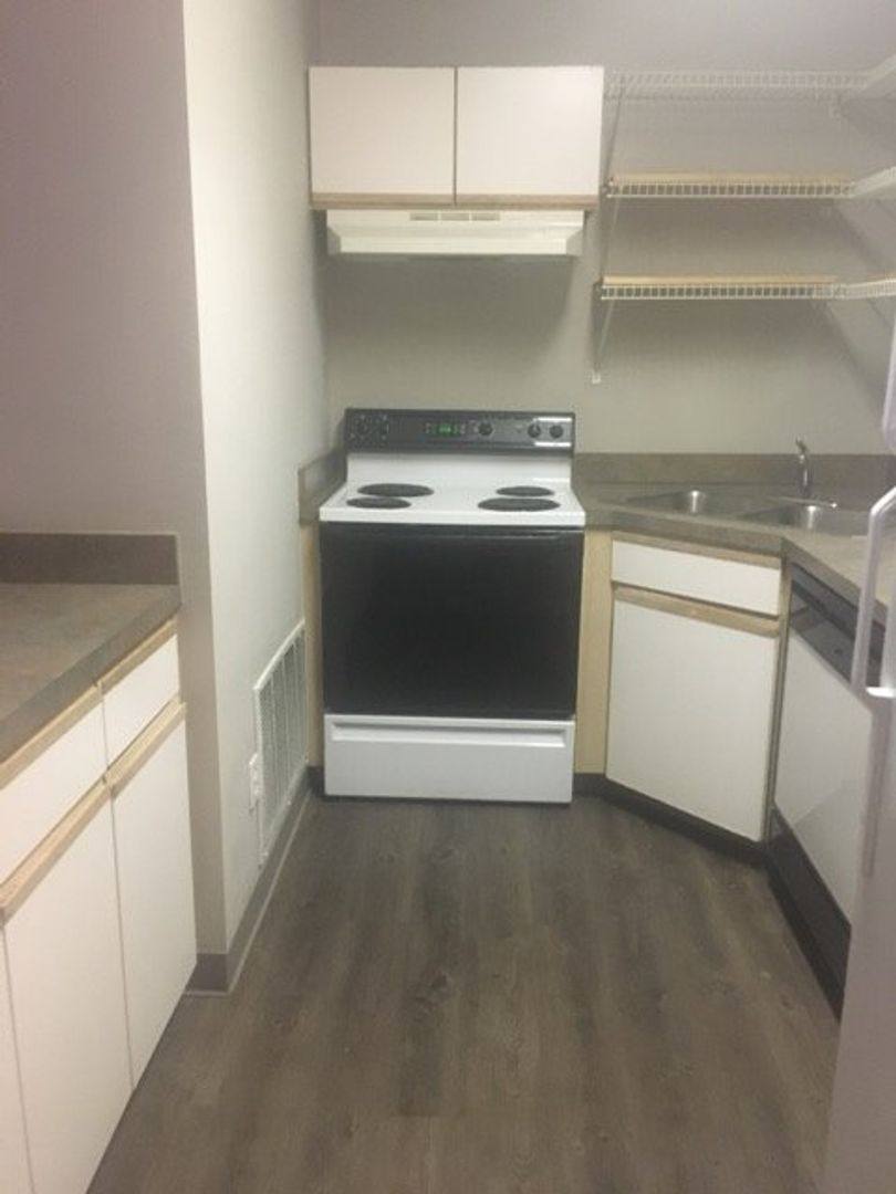 Apartment for rent at 1115 Harney St, Omaha, NE 68102