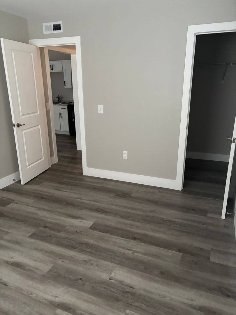 Apartment for rent at 879 E Mound St, Columbus, OH 43205
