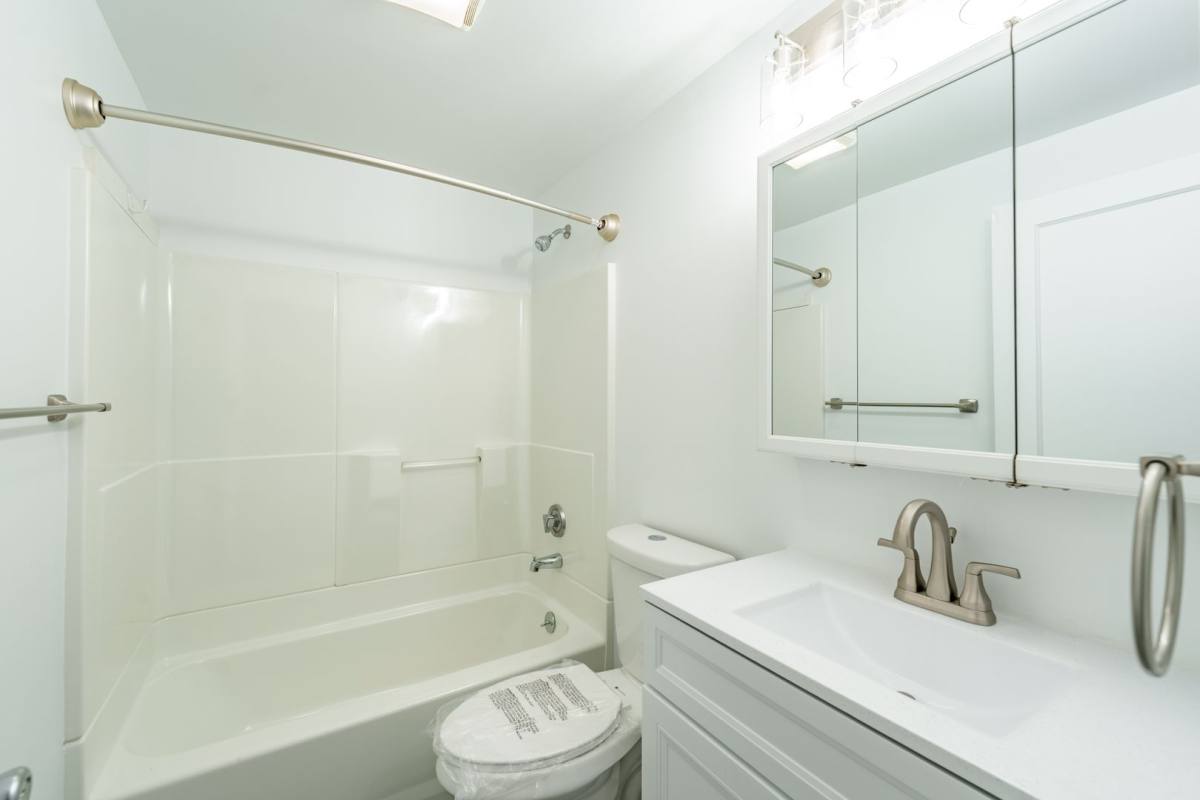 Townhouse for rent at 35 Cooper Place, New Haven, CT 06515