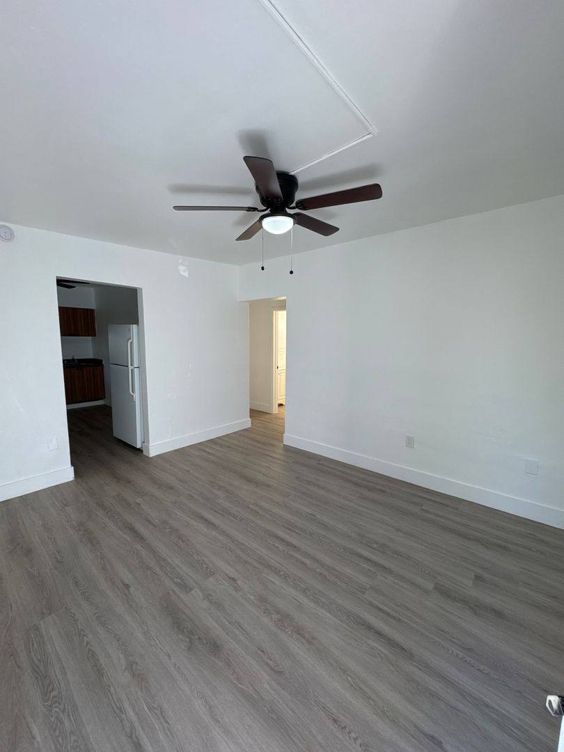 Apartment for rent at 936 SW 4th St, Miami, FL 33130
