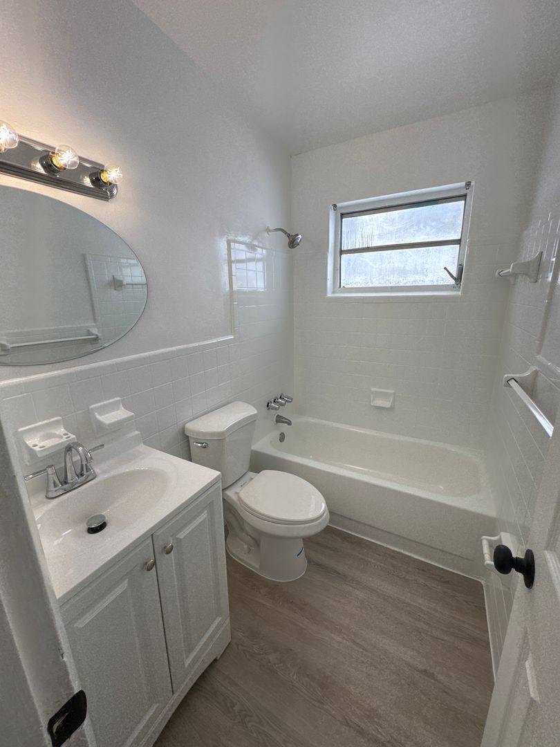 Apartment for rent at 936 SW 4th St, Miami, FL 33130
