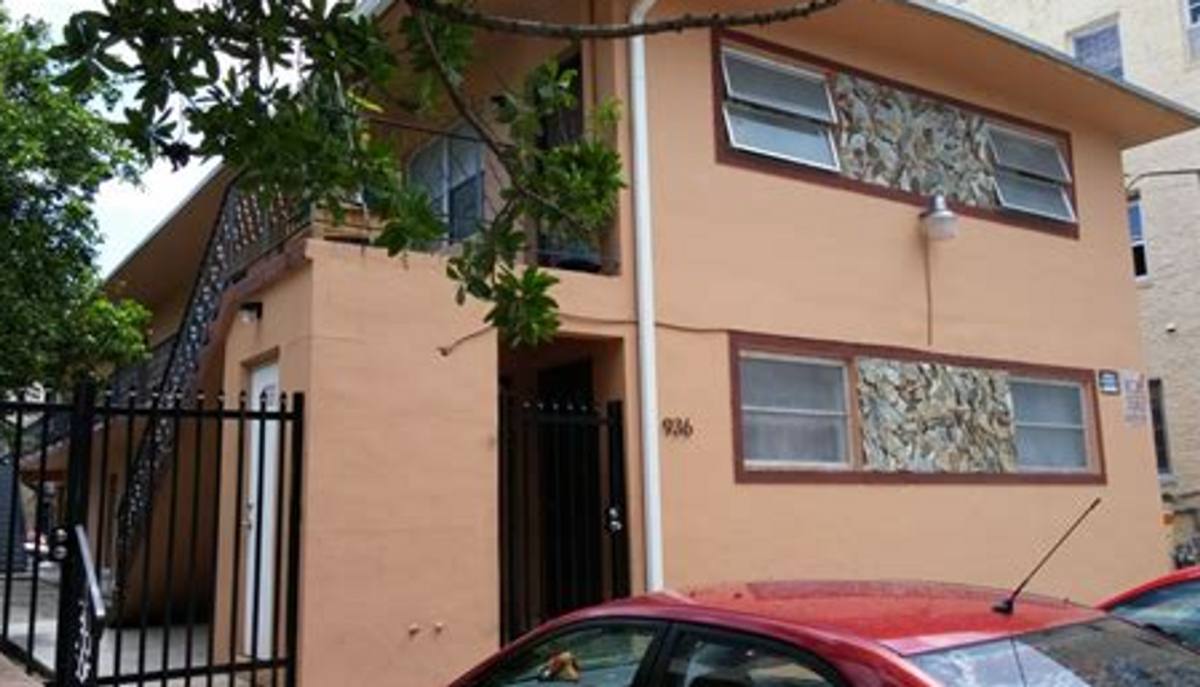 Apartment for rent at 936 SW 4th St, Miami, FL 33130