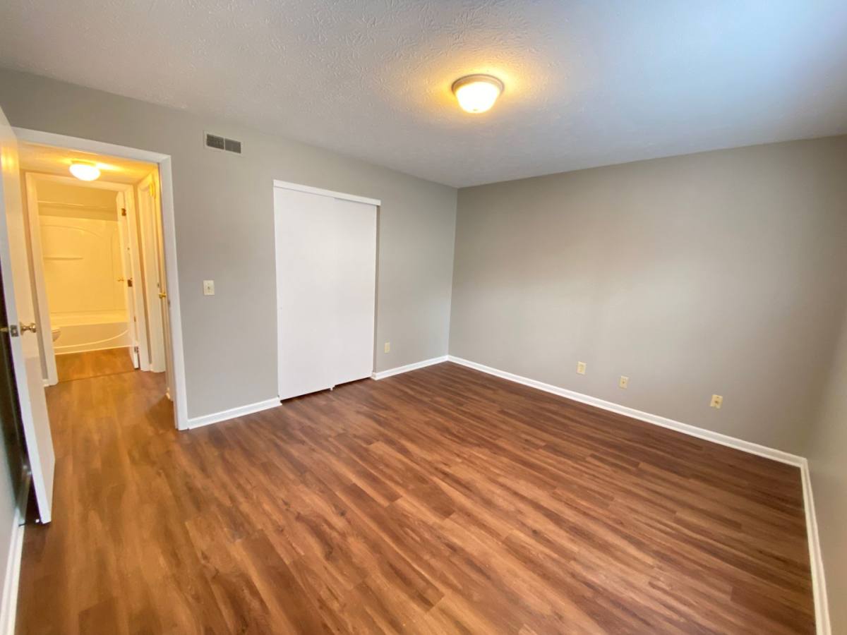 Apartment for rent at 379 Wyandotte Ave, Columbus, OH 43202