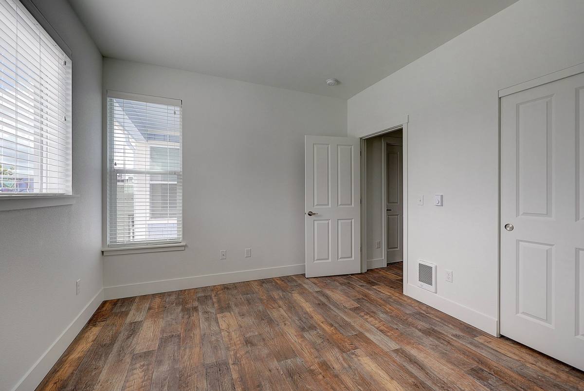 Apartment for rent at 5511 NE 17th Ave, Portland, OR 97211