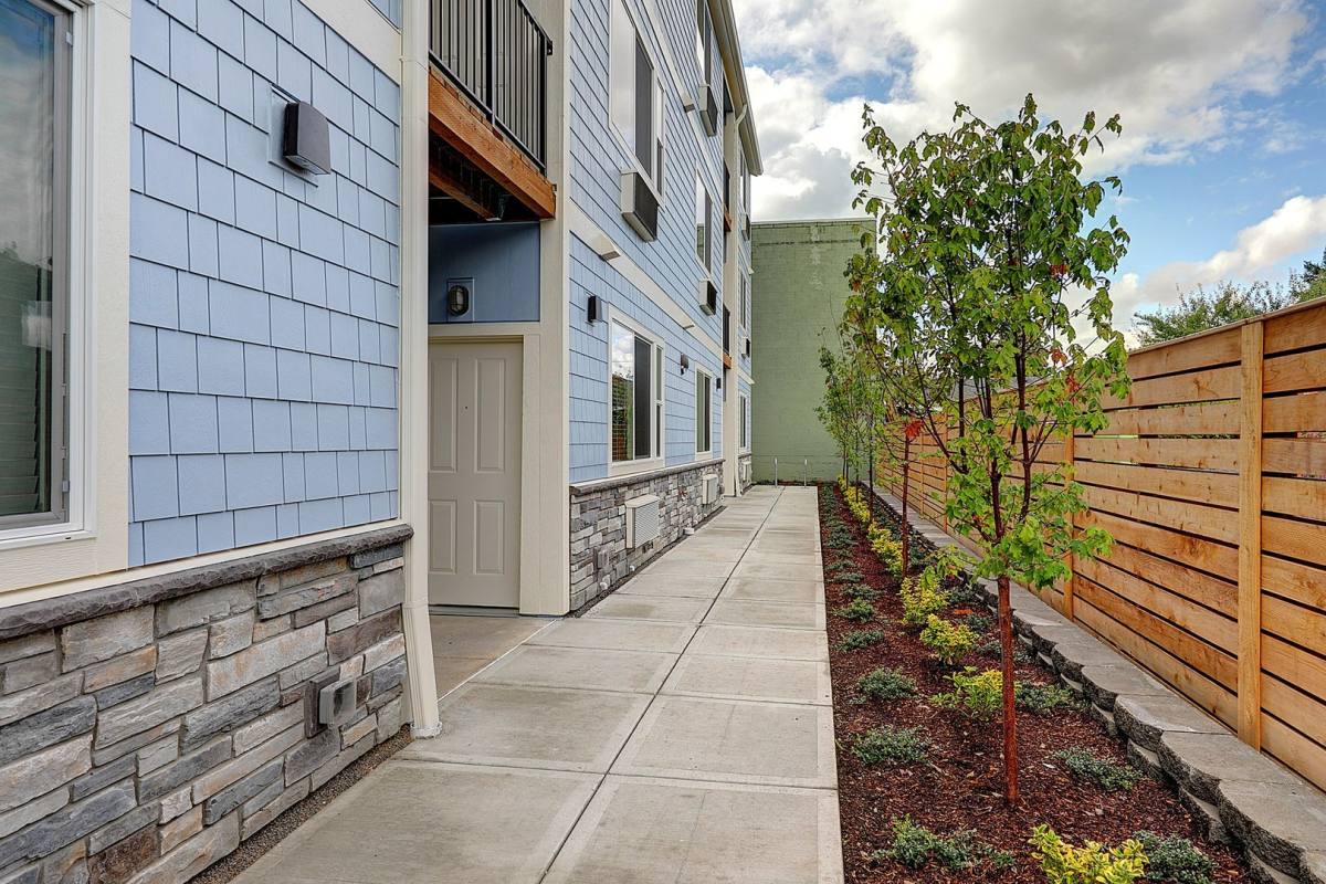 Apartment for rent at 5511 NE 17th Ave, Portland, OR 97211
