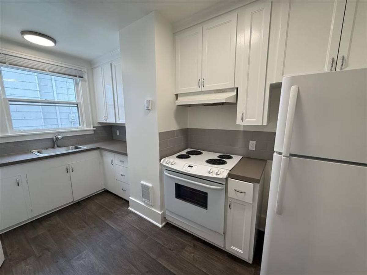 House for rent at 2333 SW 6th Ave, Portland, OR 97201