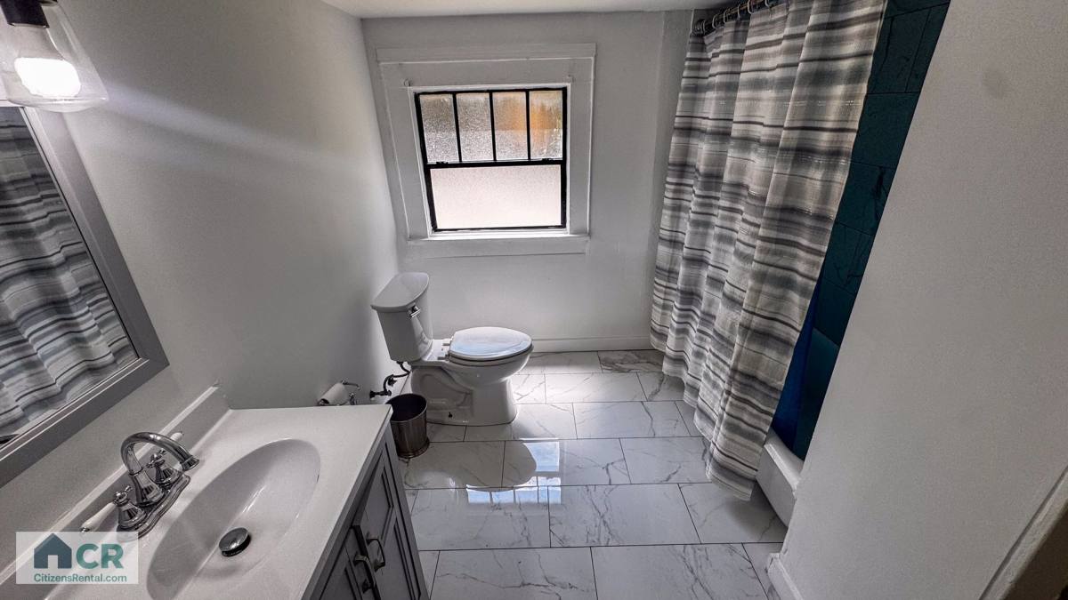 Apartment for rent at 1601 Broadway St, New Orleans, LA 70118