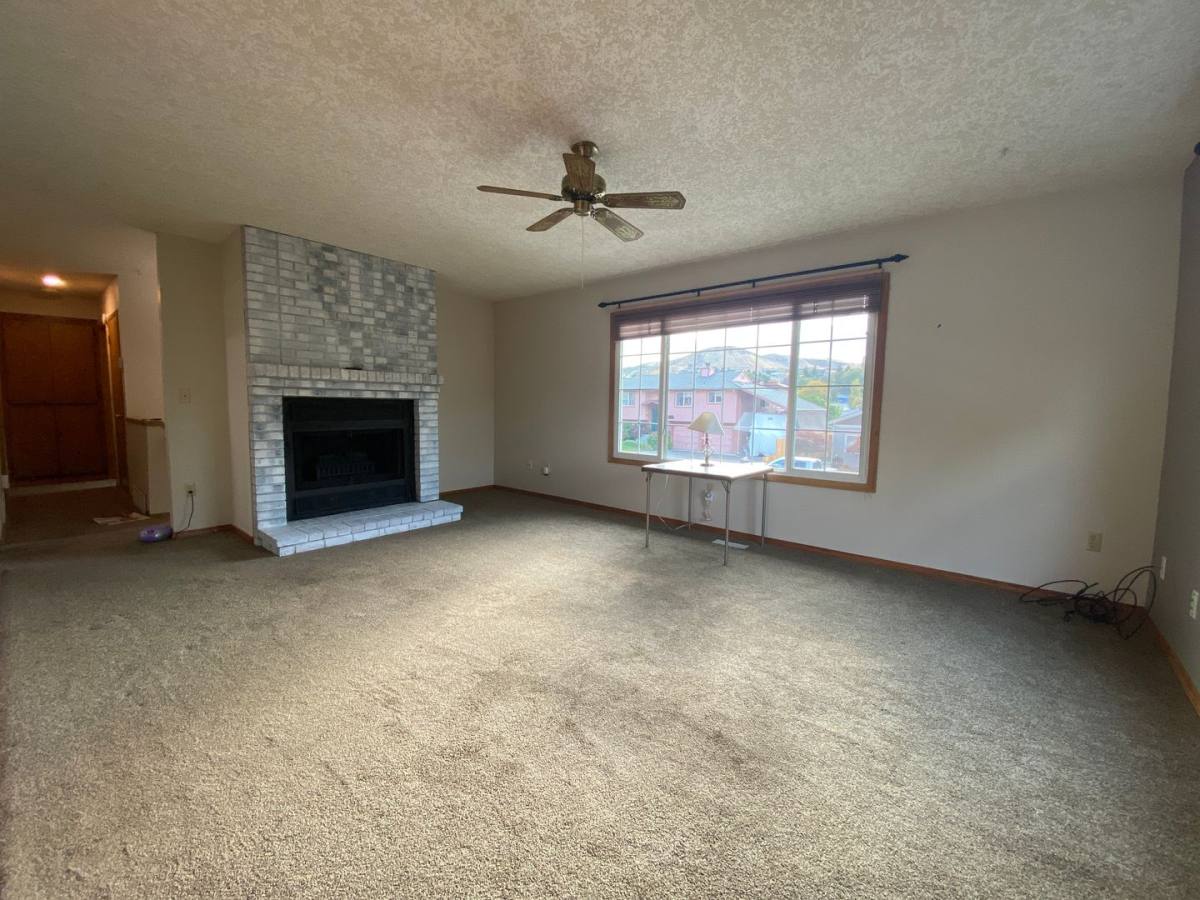 House for rent at 620 Sherman Dr, The Dalles, OR 97058