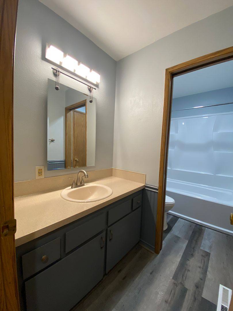 House for rent at 620 Sherman Dr, The Dalles, OR 97058