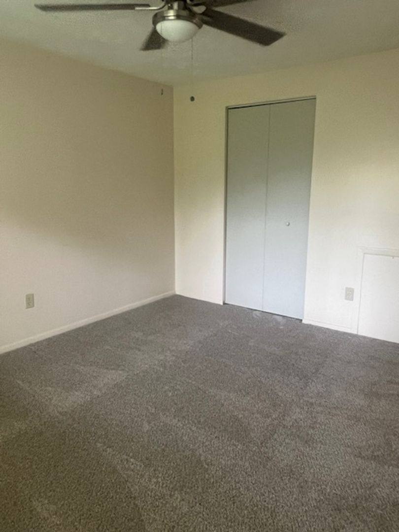 Apartment for rent at 551-559 W Jackson St, Painesville, OH 44077