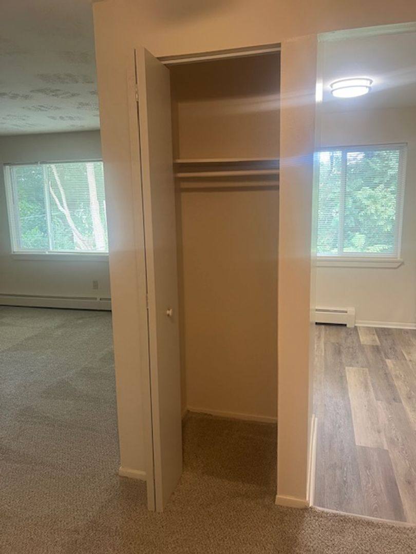 Apartment for rent at 551-559 W Jackson St, Painesville, OH 44077