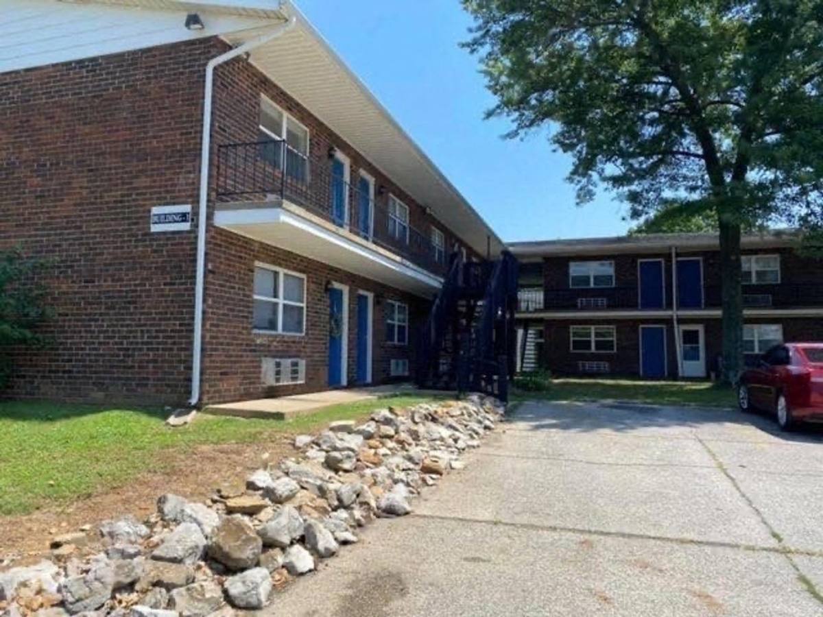 Apartment for rent at 6907 Sweet Gum Court, Evansville, IN 47710