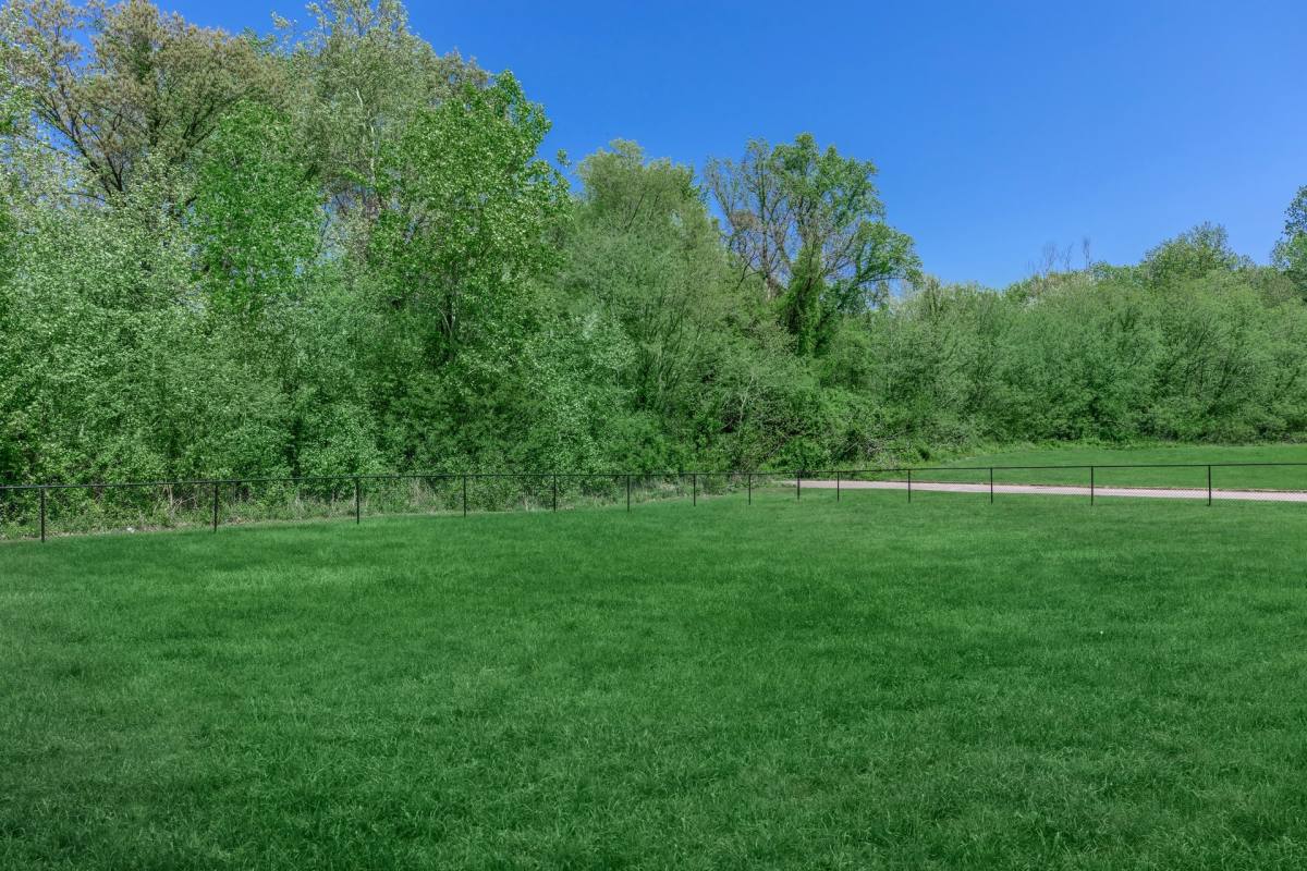 Apartment for rent at 6907 Sweet Gum Court, Evansville, IN 47710