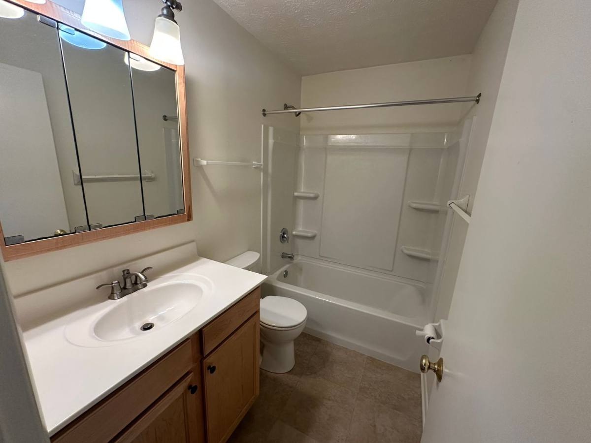 Apartment for rent at 416 Wyandotte Ave, Columbus, OH 43202