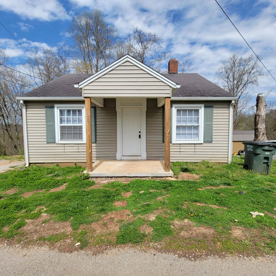 House for rent at 108 Swindell St, Sparta, TN 38583