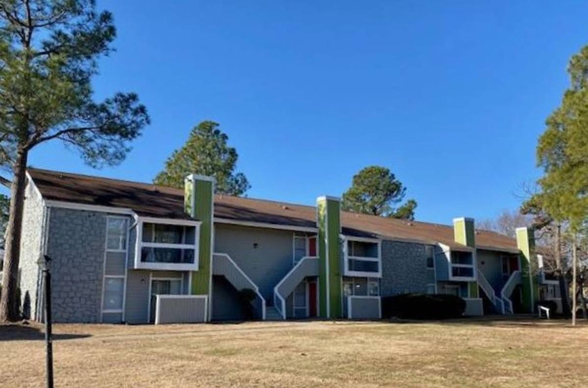 Apartment for rent at 6760 S Trenton, Tulsa, OK 74136