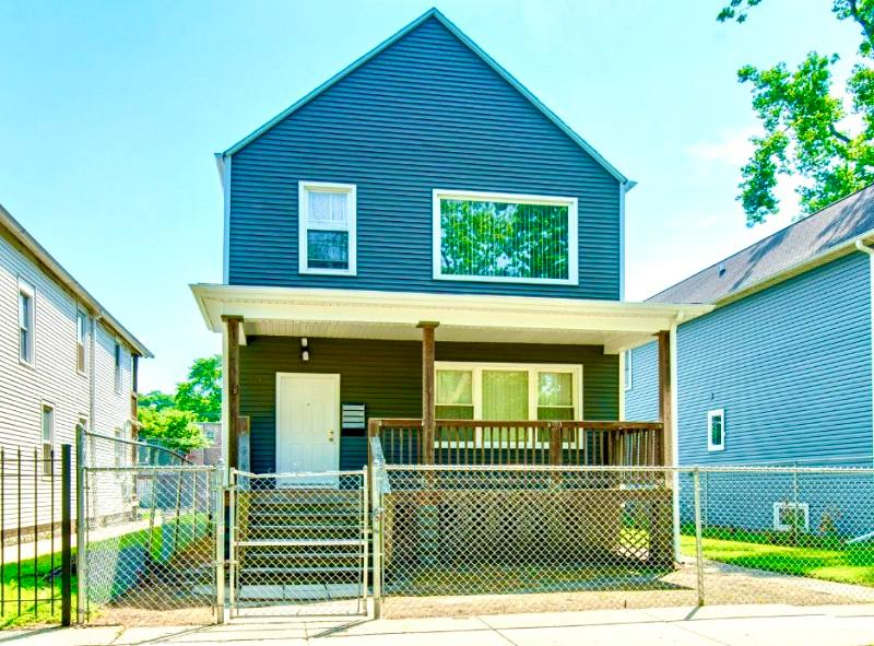 House for rent at 7353 S Kenwood Ave - 2nd Floor, Chicago, IL 60619