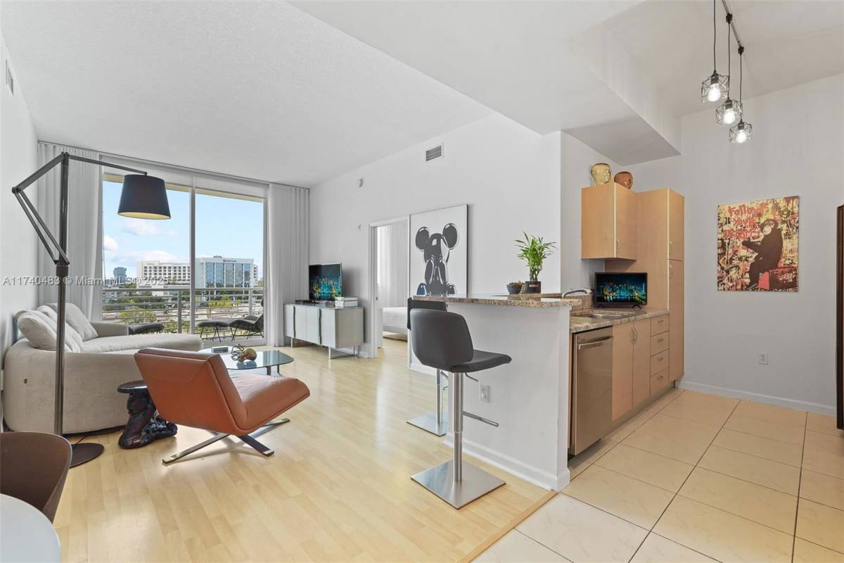 Apartment for rent at 2775 NE 187th St #PH2, Miami, FL 33180