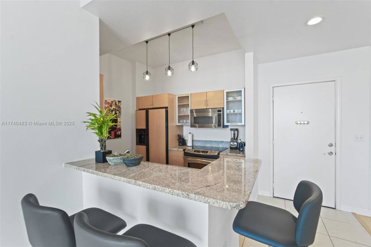 Apartment for rent at 2775 NE 187th St #PH2, Miami, FL 33180