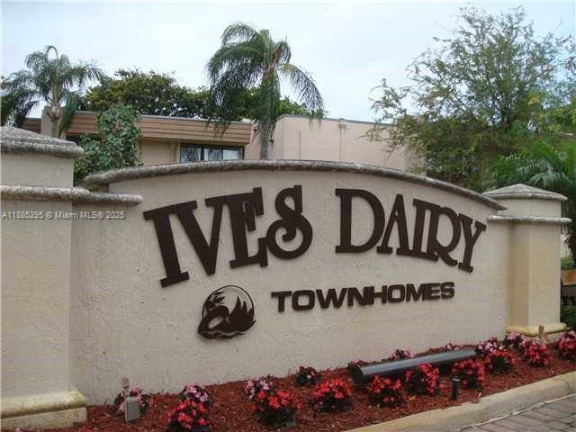 Townhouse for rent at 1024 NE 207th Terrace, Miami, FL 33179