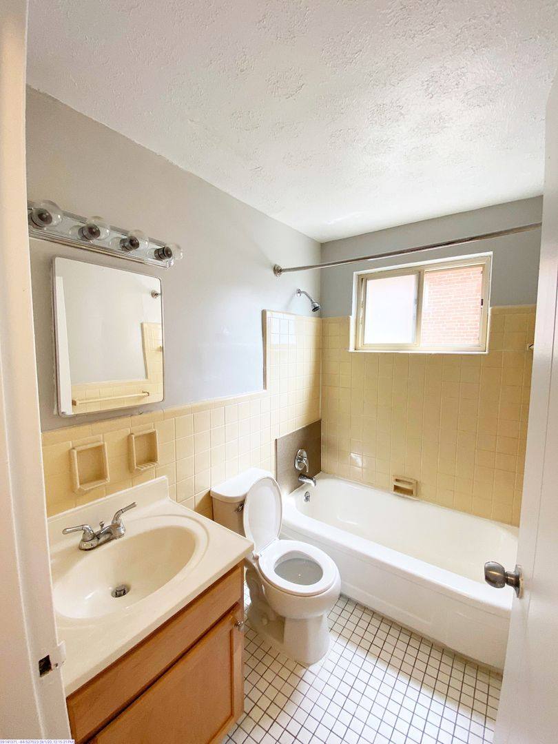 Apartment for rent at 566 Lowell Ave, Cincinnati, OH 45220