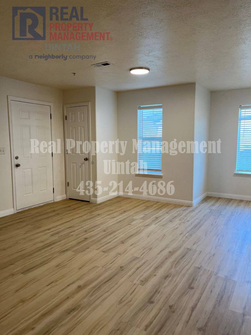 Apartment for rent at 320-350-390 S 989 W, Vernal, UT 84078