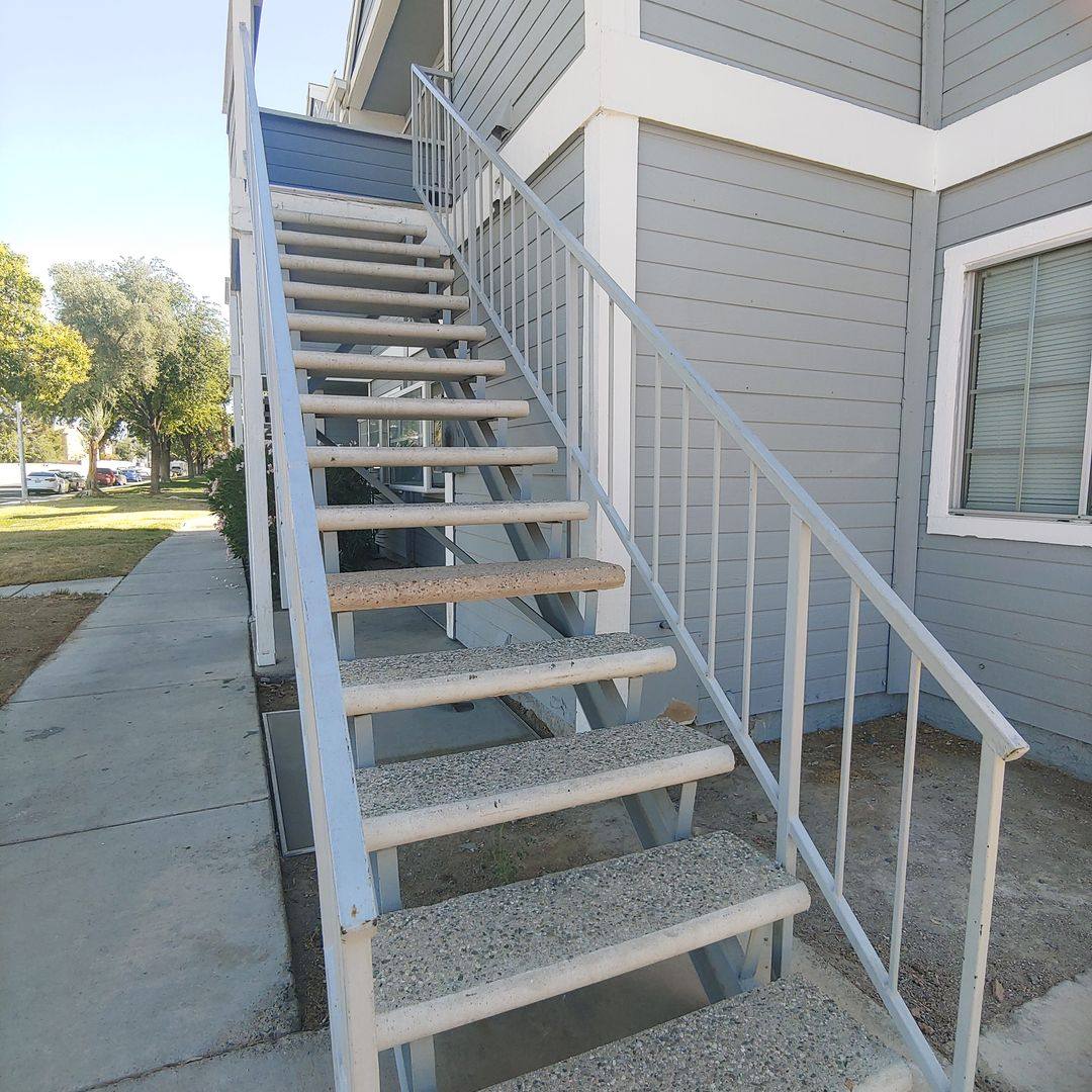 Apartment for rent at 1884 Nebula Dr, Las Vegas, NV 89115