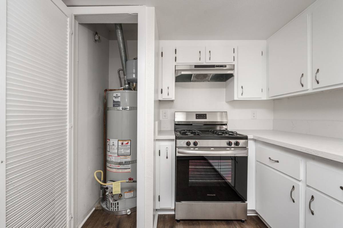 Apartment for rent at 1349-51 Elm Ave, San Gabriel, CA 91775