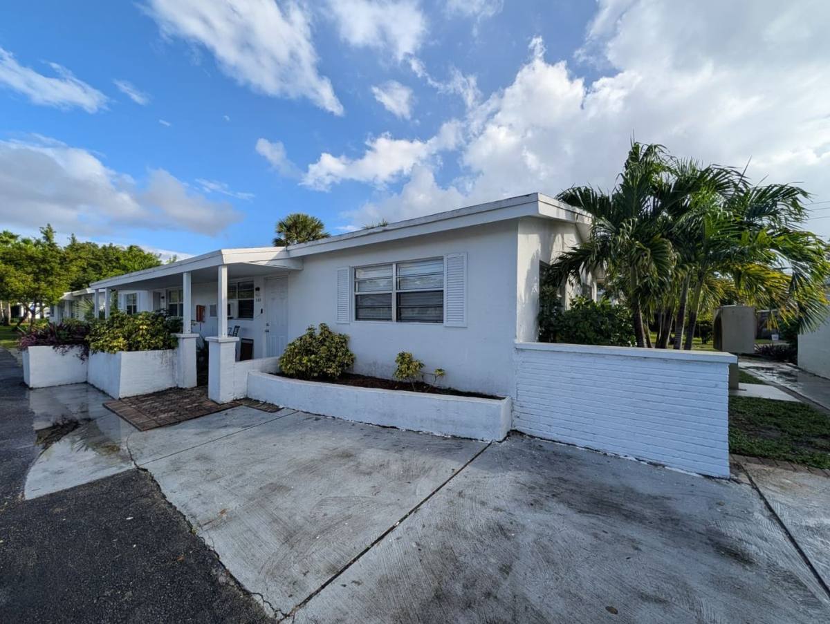 Apartment for rent at 140-240 NW 40th St, Fort Lauderdale, FL 33309