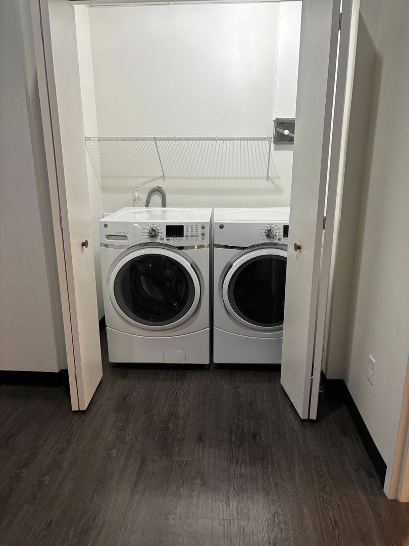 Apartment for rent at 23 N Summit St, Toledo, OH 43604