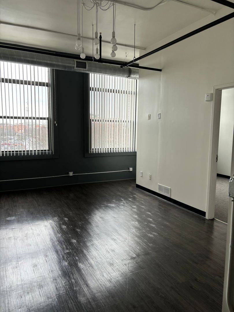 Apartment for rent at 23 N Summit St, Toledo, OH 43604