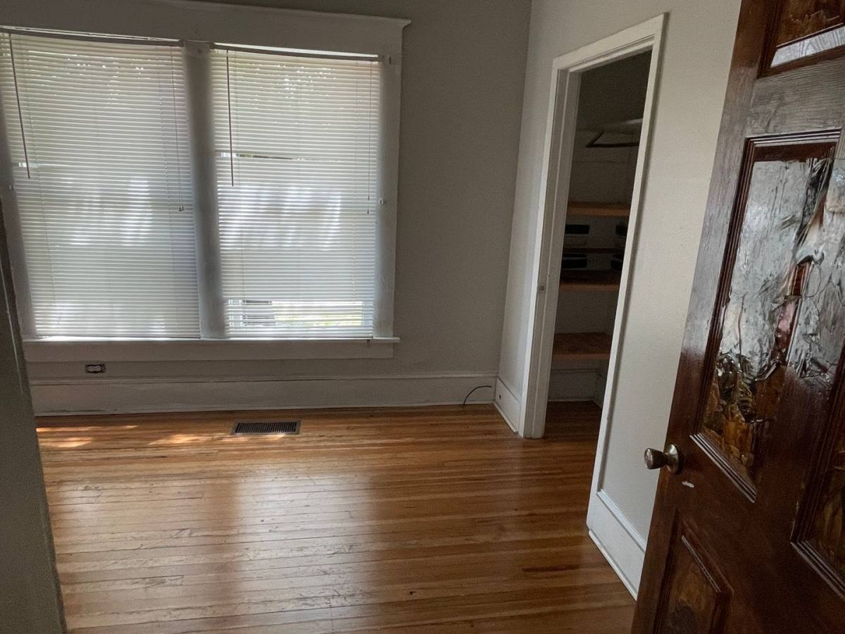 Apartment for rent at 820 College St, Shreveport, LA 71104