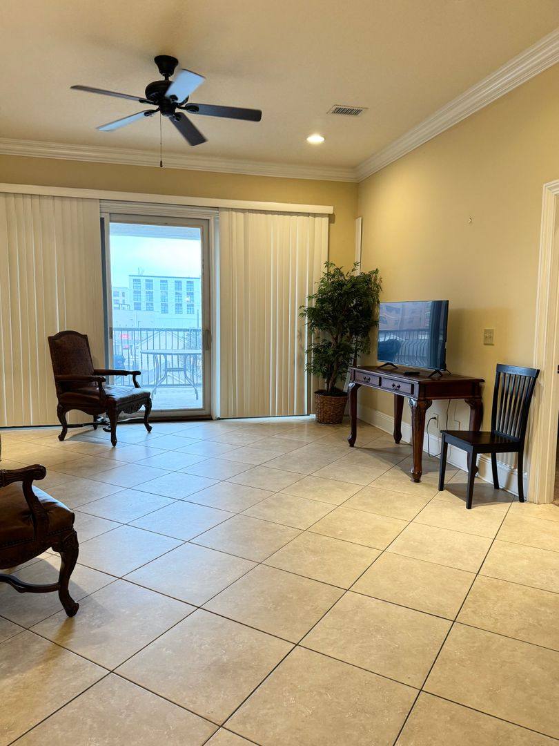 Apartment for rent at 234 W Magnolia, Auburn, AL 36830