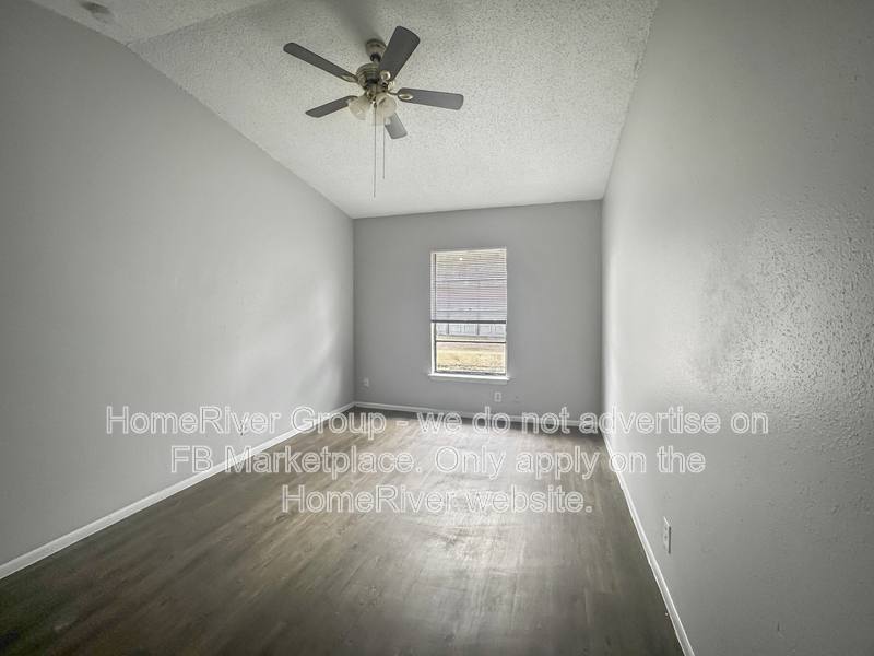 Apartment for rent at 9627 Vale, San Antonio, TX 78245