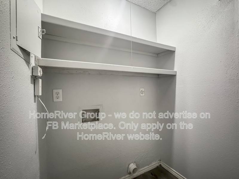 Apartment for rent at 9627 Vale, San Antonio, TX 78245