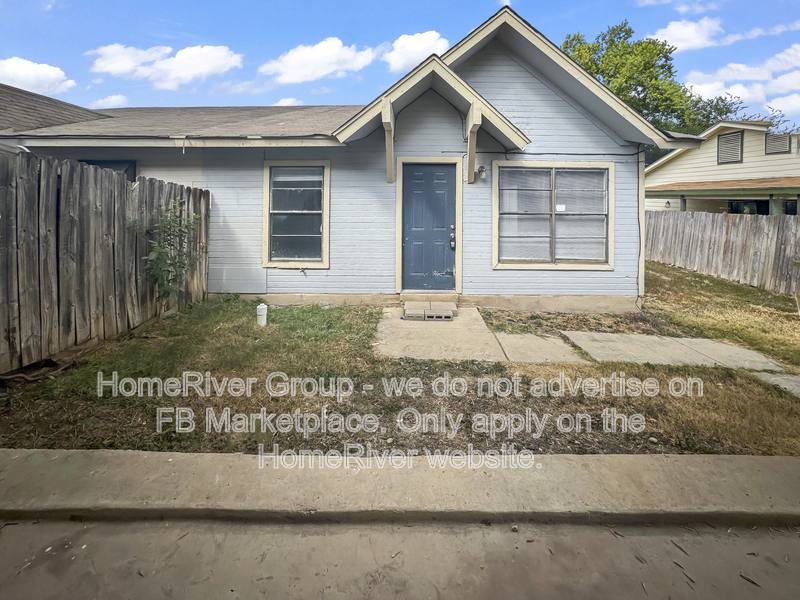 Apartment for rent at 9627 Vale, San Antonio, TX 78245