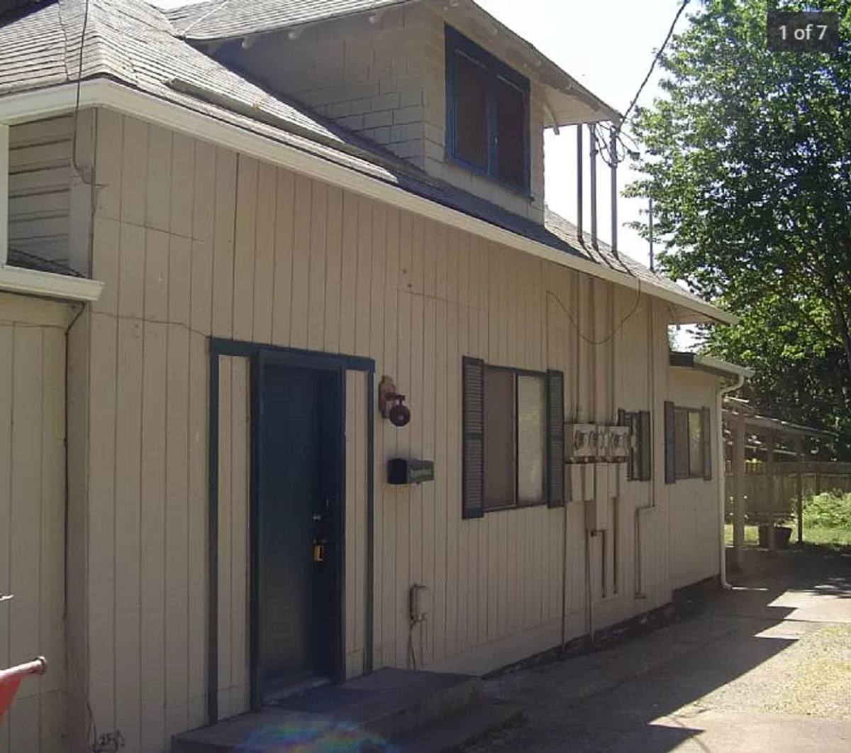 Apartment for rent at 91012 S Willamette St, Eugene, OR 97408