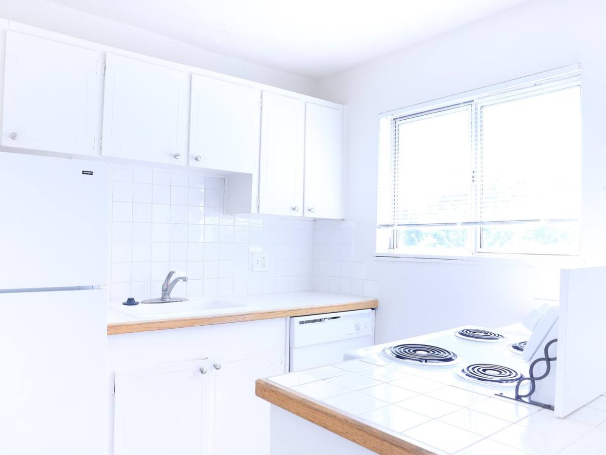 Townhouse for rent at 11445 SW Greenburg Rd, Portland, OR 97223