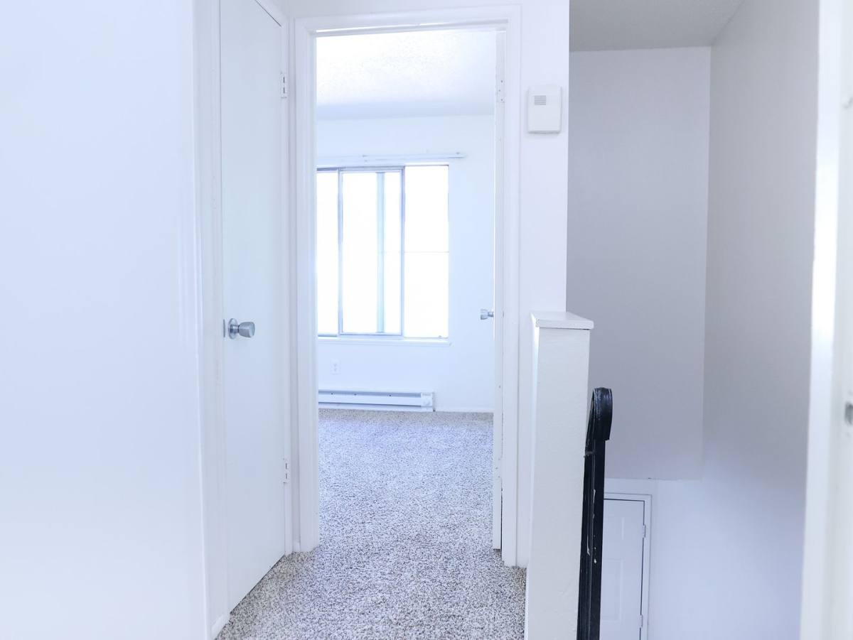 Townhouse for rent at 11445 SW Greenburg Rd, Portland, OR 97223